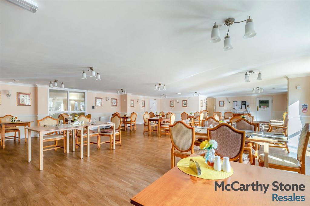 8681835-interior04.jpg