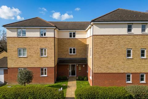 Sherriff Close, Esher, KT10