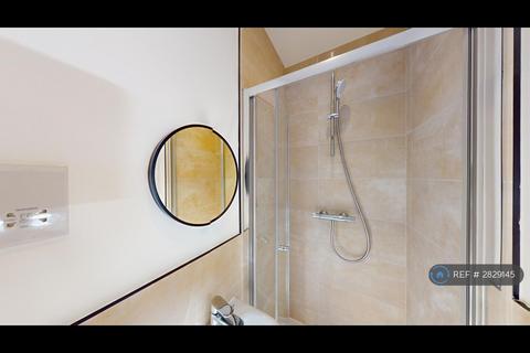 undefined, Grasmere Avenue, London, W3