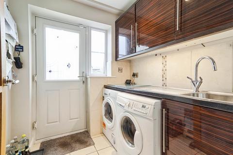 3 bedroom detached house for sale, Curlew Court, Keighley BD20