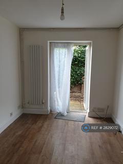 undefined, Shirley, Southampton, SO15