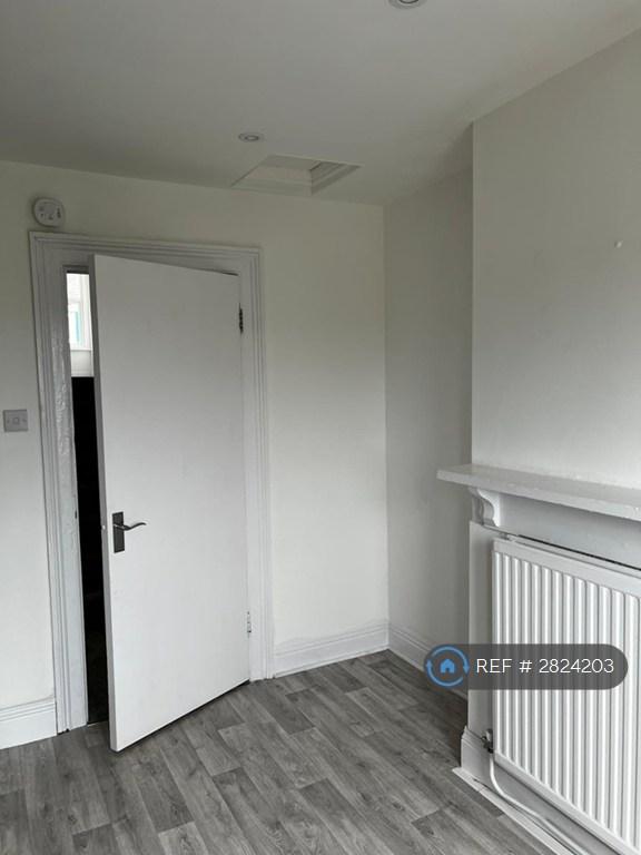 Kitchen - Looking Away