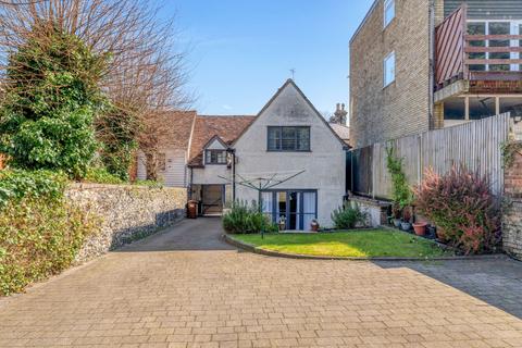 undefined, London Road, Royston SG8