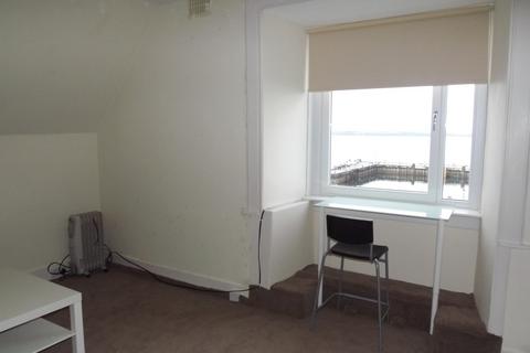 undefined, Gallowgate Street, Largs, KA30