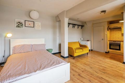 undefined, 463 Bethnal Green Road, London, E2