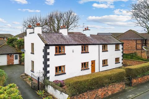 4 bedroom detached house for sale, Bleak Hill Road, Windle, WA10