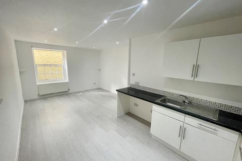 1 bedroom flat to rent, Hawley Square, Margate, CT9