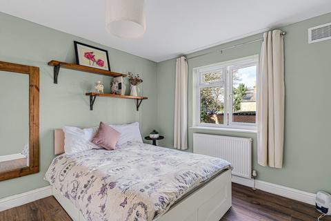 undefined, South Norwood Hill, London, SE25