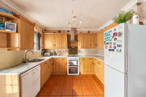 undefined, Whittington Avenue, Hayes