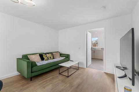 3 bedroom end of terrace house for sale, Middlerig Avenue, Reddingmuirhead, FK2