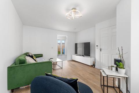 3 bedroom end of terrace house for sale, Middlerig Avenue, Reddingmuirhead, FK2