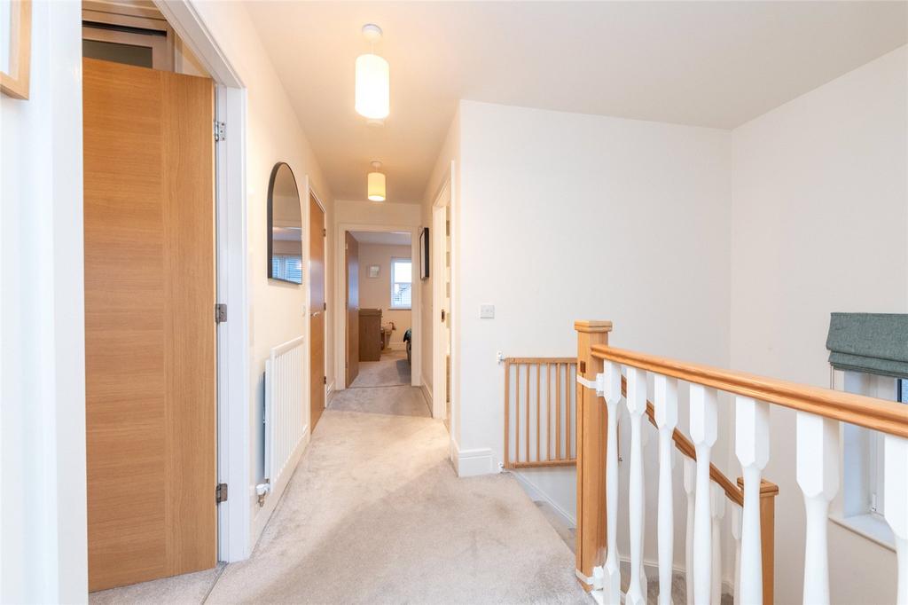 32 Sinton Park