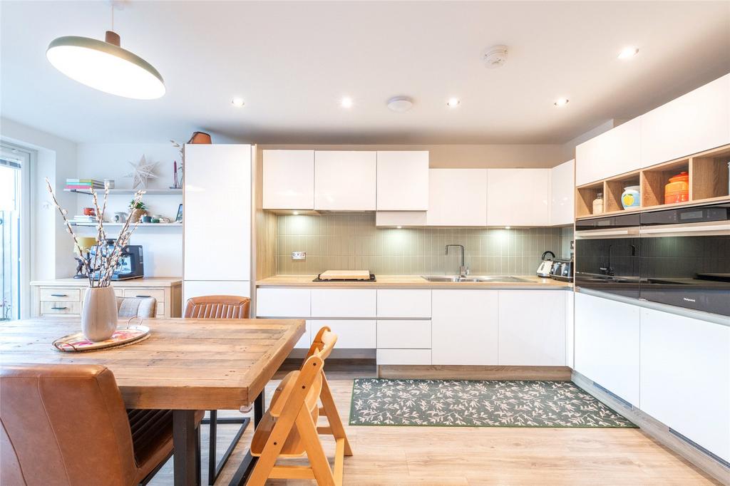 32 Sinton Park