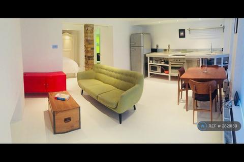 1 bedroom flat to rent, Arbour Square, London, E1