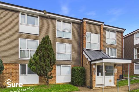 1 bedroom apartment to rent, Cuffley Court, Hemel Hempstead, Hertfordshire, HP2 7LS