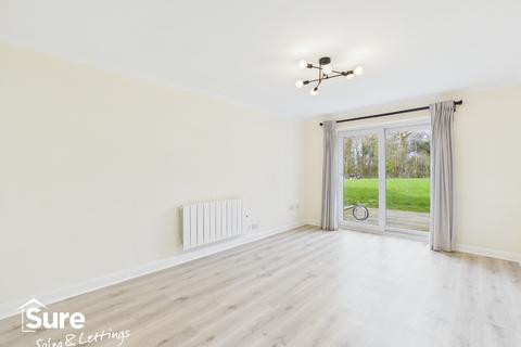1 bedroom apartment to rent, Cuffley Court, Hemel Hempstead, Hertfordshire, HP2 7LS
