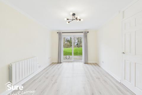 1 bedroom apartment to rent, Cuffley Court, Hemel Hempstead, Hertfordshire, HP2 7LS