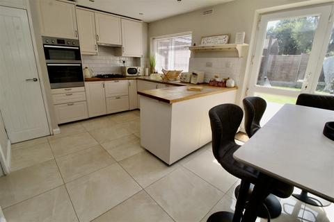 undefined, Lyecroft Avenue, Birmingham B37