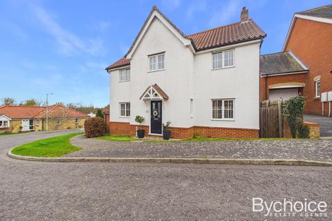 4 bedroom detached house for sale, Sampson Drive, Long Melford, Suffolk