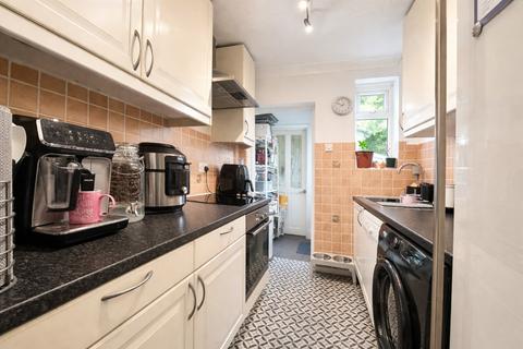 3 bedroom semi-detached house for sale, Hamlet Road, Chelmsford, CM2
