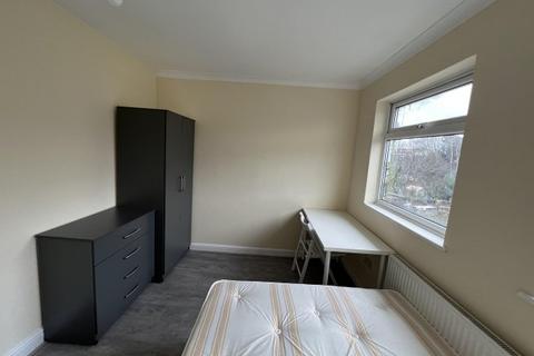 1 bedroom flat to rent, Tokyngton Avenue