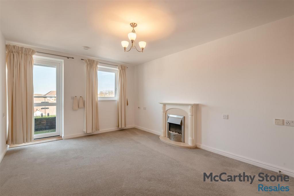 8679993-interior13.jpg