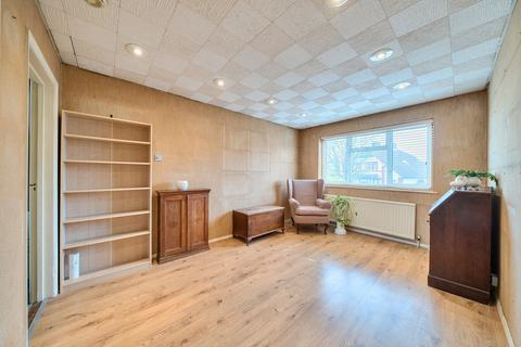5 bedroom semi-detached house for sale, Walton Drive, Harrow
