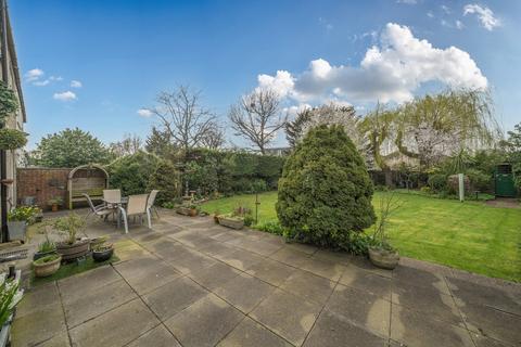 5 bedroom semi-detached house for sale, Walton Drive, Harrow