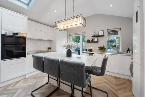 4 bedroom terraced house for sale, Castlemaine Avenue, Gillingham, Kent, ME7