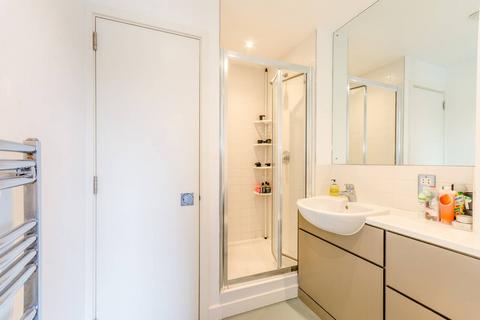 1 bedroom flat to rent, St Pancras Way, King's Cross, London, NW1