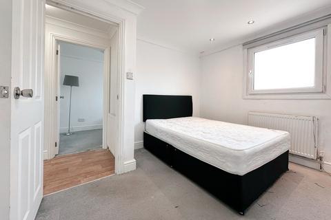 2 bedroom flat to rent, Sunderland Road, Forest Hill, London, SE23