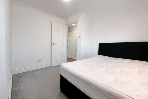 2 bedroom flat to rent, Sunderland Road, Forest Hill, London, SE23