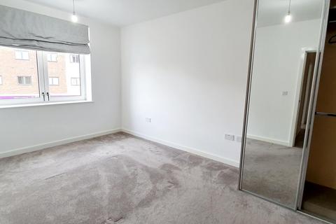 2 bedroom flat to rent, Cunningham Way, Leavesden, WATFORD