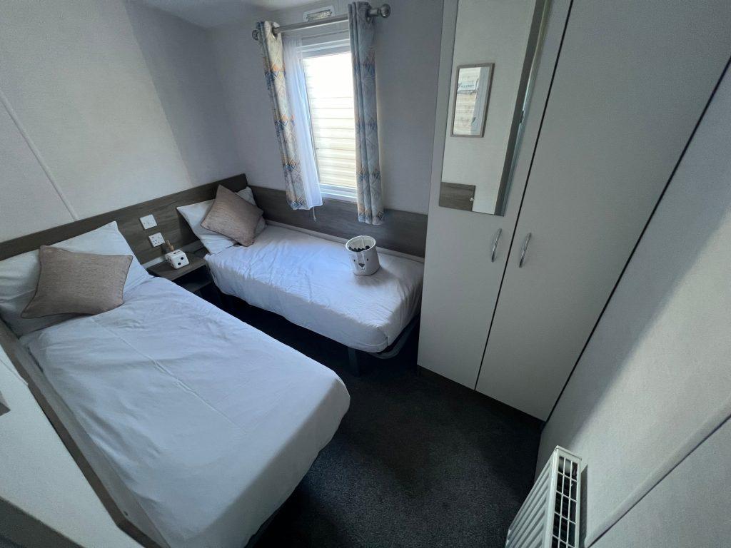 Atlas Moonstone 2019 Car0061975 65353943.jpeg