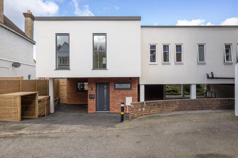 undefined, Lodge Road, Wallington SM6