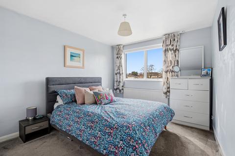 2 bedroom apartment to rent, Riverdene Court, Surbiton KT6
