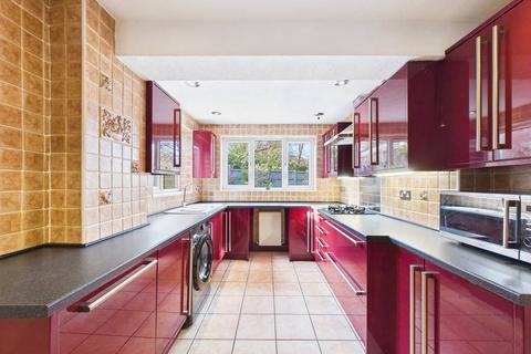 undefined, Marsh Avenue, Long Meadow, Worcester, Worcestershire, WR4