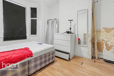 undefined, Myrtle Avenue, Forest Fields