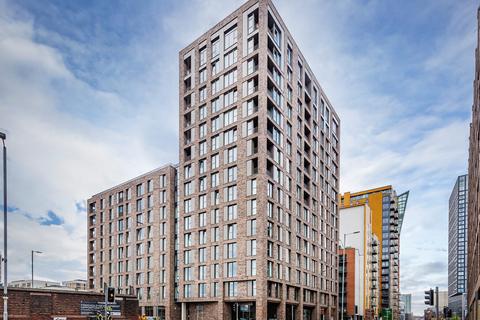 Retail property (high street) to rent, 14 Rochdale Road Manchester M24 6DP