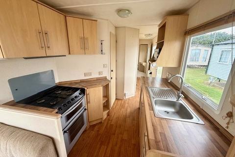 3 bedroom park home for sale, Dovercourt Holiday Park – Essex