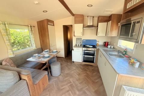 2 bedroom park home for sale, Dovercourt Holiday Park – Essex