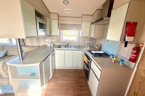 3 bedroom park home for sale, Dovercourt Holiday Park – Essex