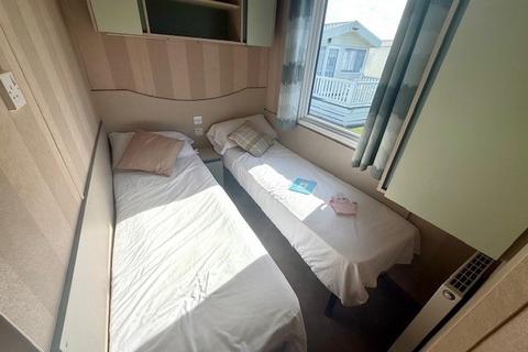 3 bedroom park home for sale, Dovercourt Holiday Park – Essex