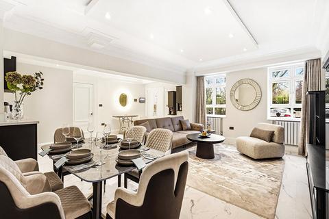 3 bedroom apartment to rent, Lancaster Gate, W2