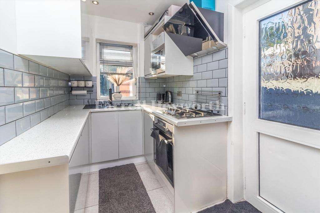 Kitchen image 2