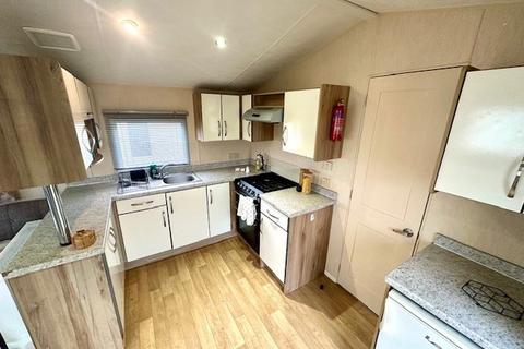 2 bedroom park home for sale, Dovercourt Holiday Park – Essex