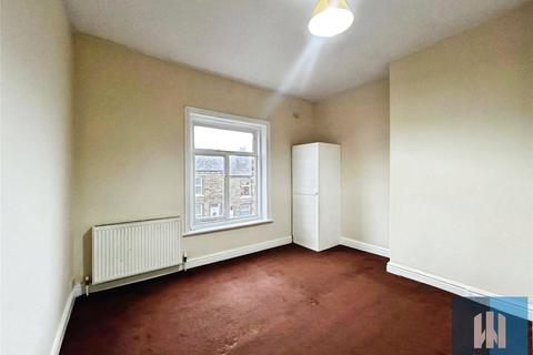 2 bedroom terraced house for sale, Crosland Street, Crosland Moor, Huddersfield, HD4