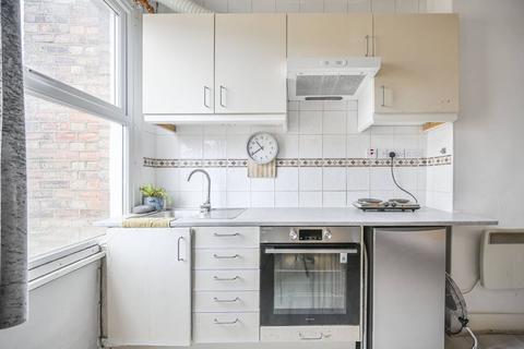 Studio to rent, Stoke Newington Church Street, Stoke Newington, London, N16