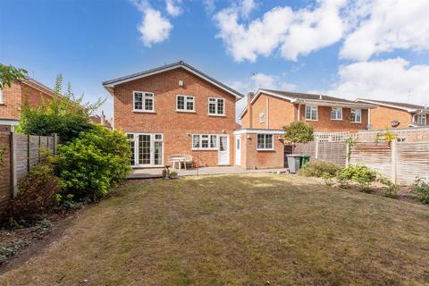 4 bedroom detached house for sale, Castle Drive, Maidenhead