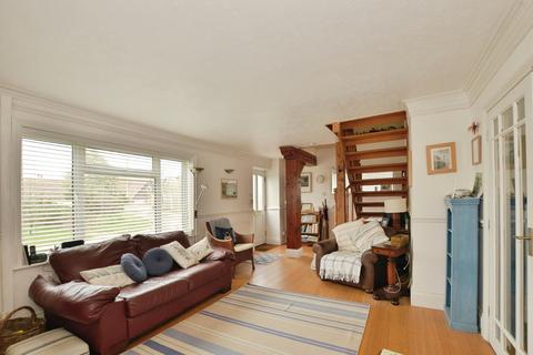 4 bedroom detached house for sale, Coast Drive, Greatstone, New Romney, Kent, TN28